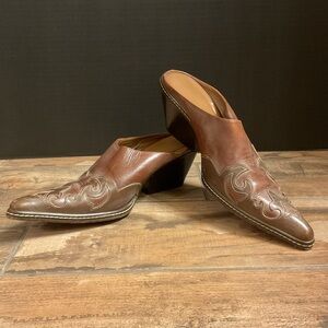 Preowned Vintage Donald Pliner Leather Western Mules sz 8 1/2